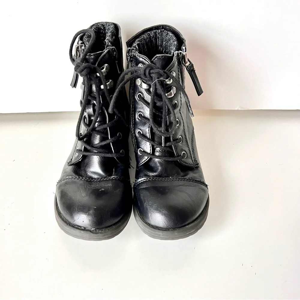 STEVE MADDEN Girl’s Black Taysley Combat Moto Boots—SZ. 2